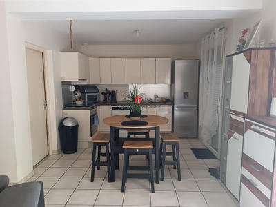 Maison - 96 m² - 4 pièces