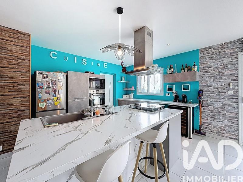 Maison - 98 m² - 4 pièces