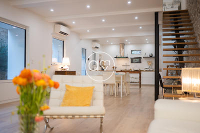 Villa - 221 m² - 5 pièces