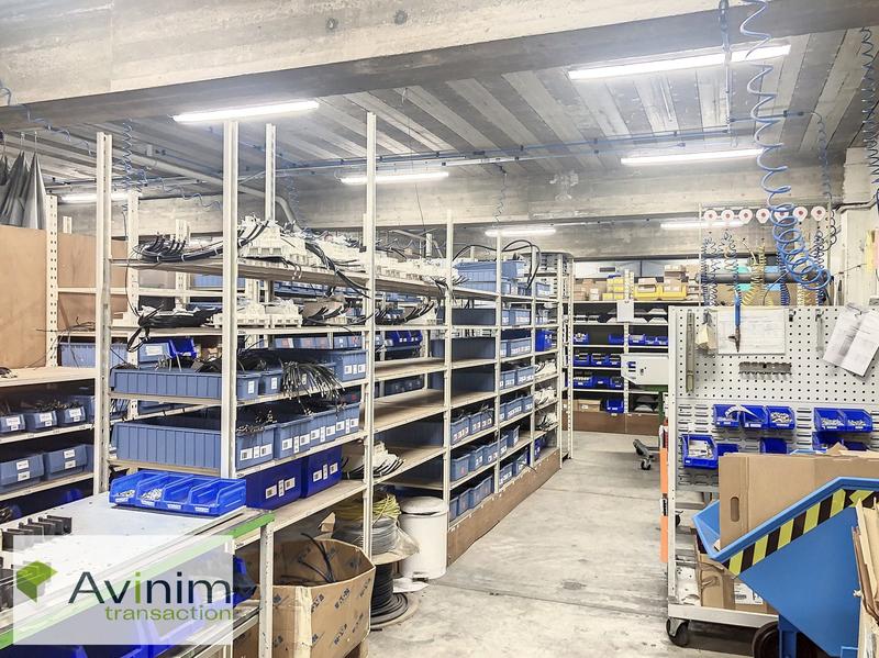 Local d'activités - 1 116 m²