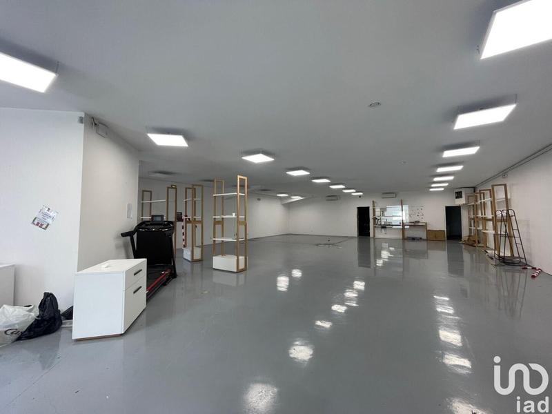 Local commercial - 292 m²