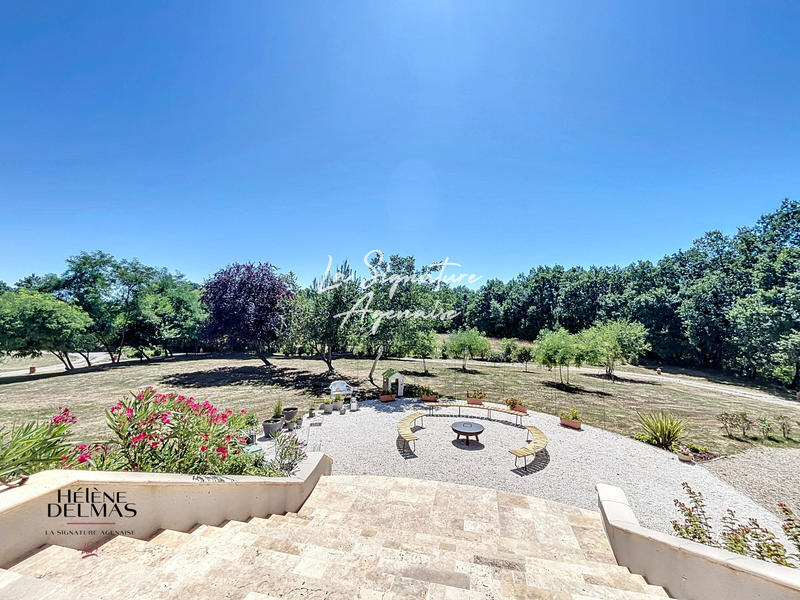 Maison - 520 m² - 8 pièces