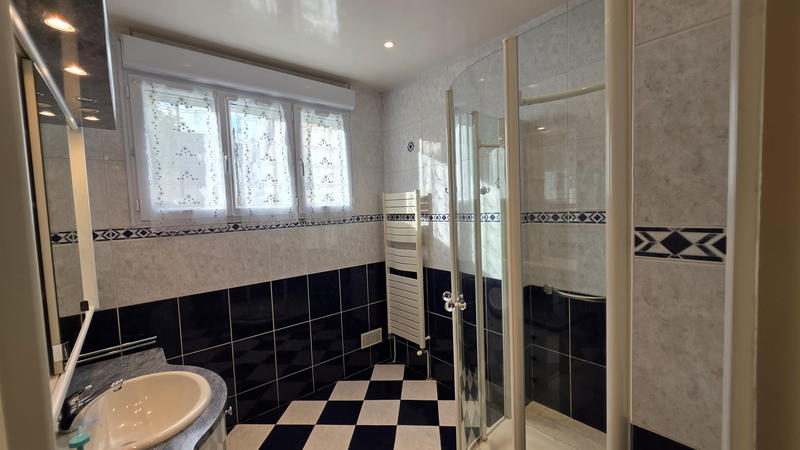 Maison - 110 m² - 6 pièces