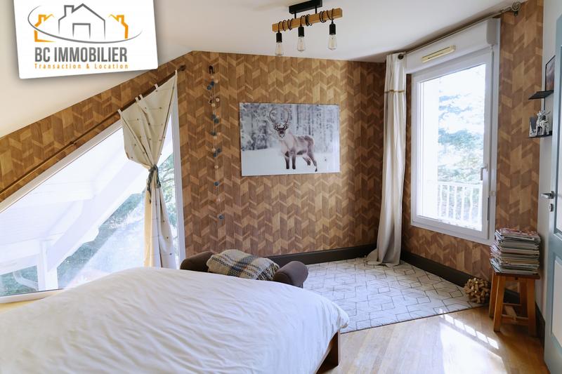 Maison - 167 m² - 6 pièces