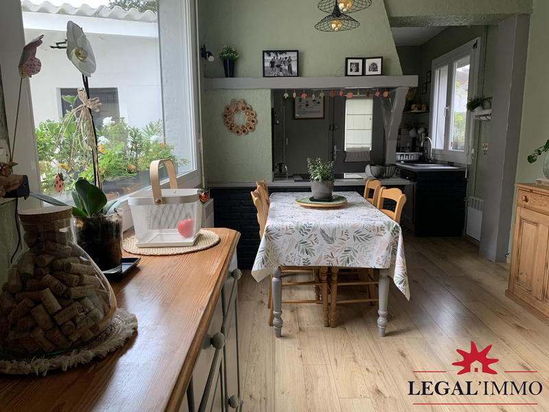 Maison - 160 m² - 7 pièces