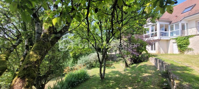 Maison de ville - 147 m² - 8 pièces