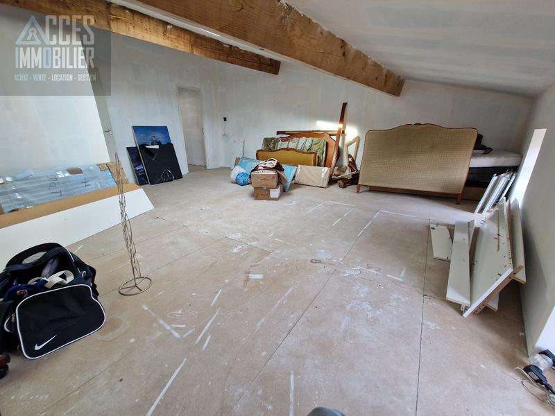 Maison de village - 92 m² - 3 pièces