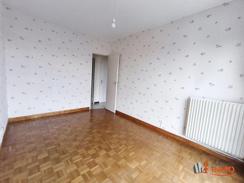 Appartement - 80 m² - 4 pièces