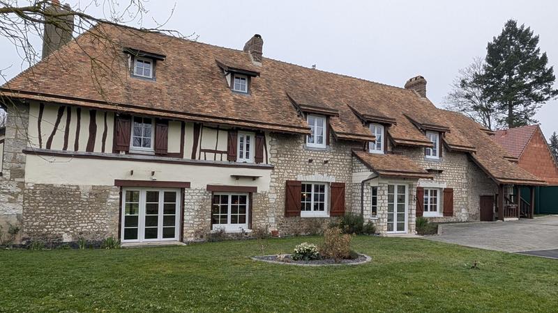 Maison ancienne - 295 m² - 8 pièces