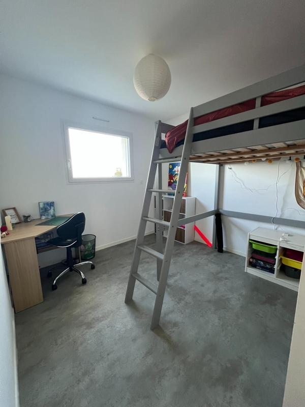 Maison - 121 m² - 5 pièces