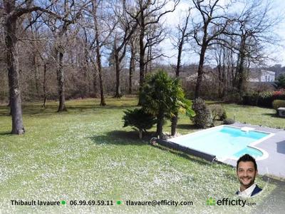 Maison - 157 m² - 7 pièces