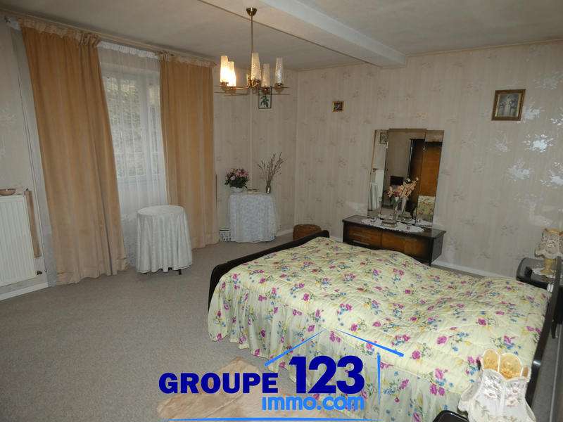 Maison - 180 m² - 5 pièces