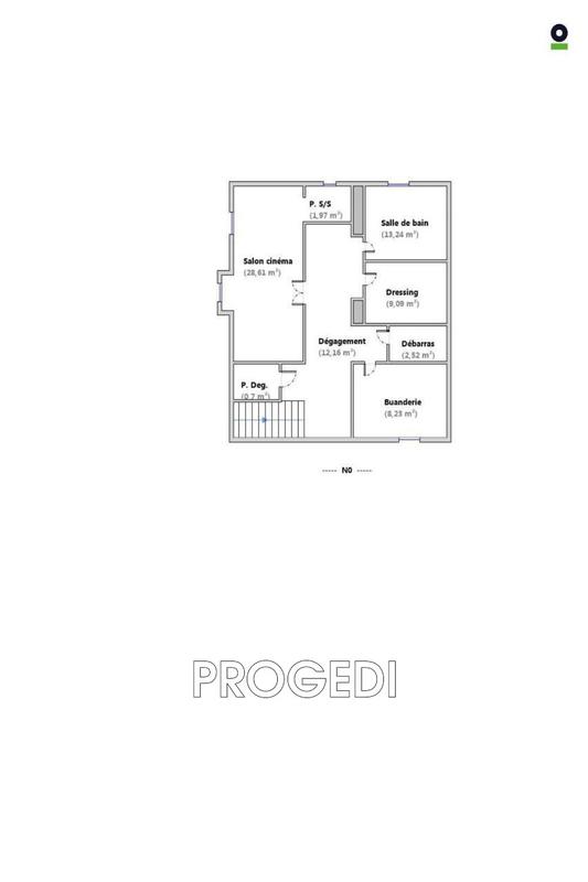 Maison de ville - 271 m² - 8 pièces