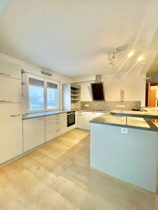 Maison - 170 m² - 7 pièces