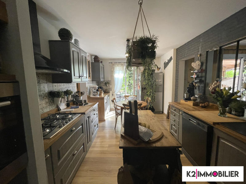 Maison traditionnelle - 117 m² - 5 pièces