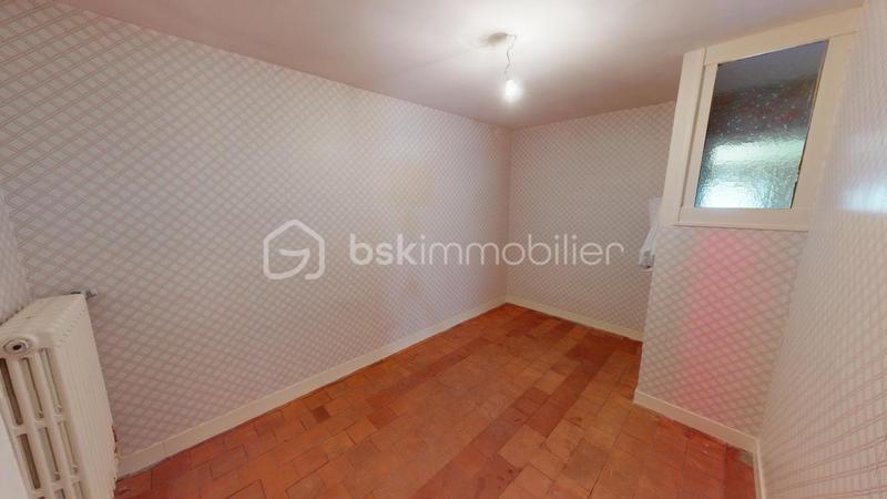 Demeure - 197 m² - 10 pièces