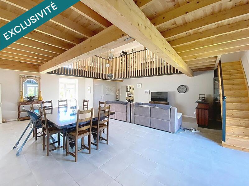 Maison de maîtres - 410 m² - 11 pièces