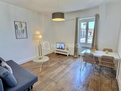 Immeuble - 399 m² - 12 pièces