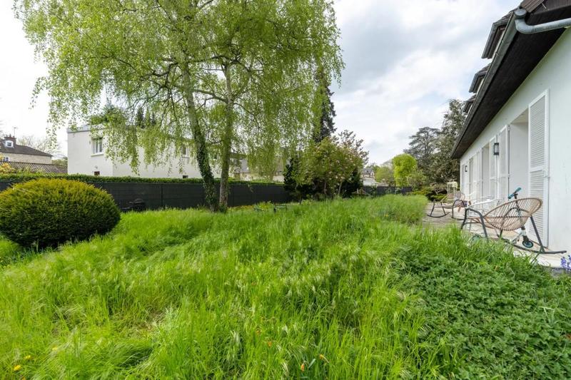 Demeure - 195 m² - 9 pièces