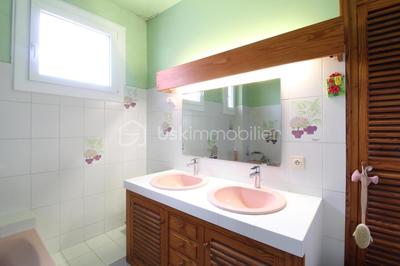 Appartement - 97 m² - 3 pièces