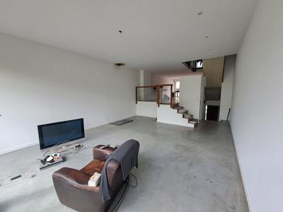 Maison contemporaine - 187 m² - 7 pièces