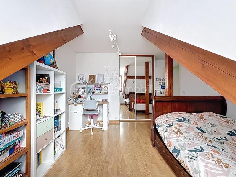 Maison - 104 m² - 5 pièces