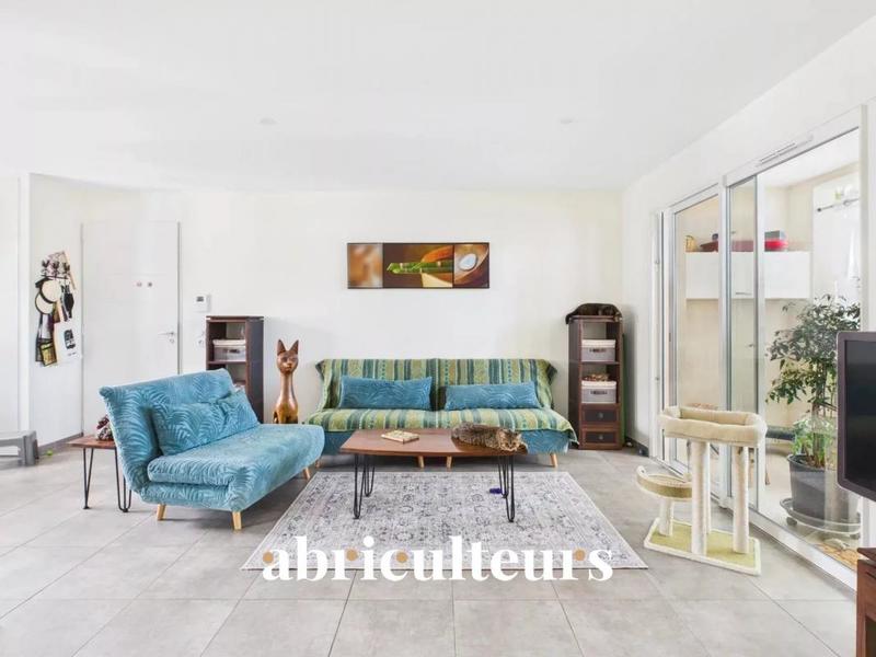 Appartement - 70 m² - 3 pièces