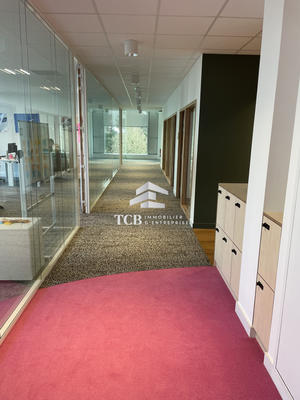 Bureau - 665 m²