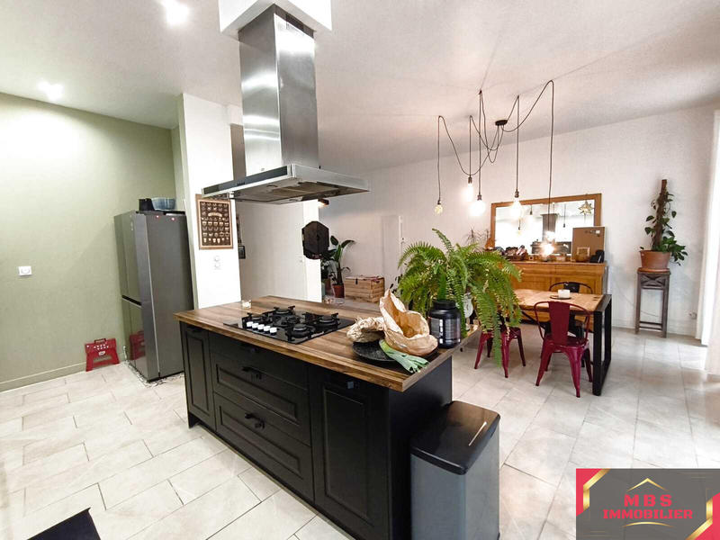 Maison de village - 184 m² - 5 pièces