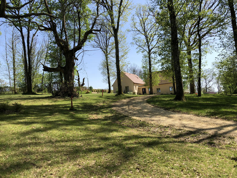 Maison d'architecte - 220 m² - 7 pièces