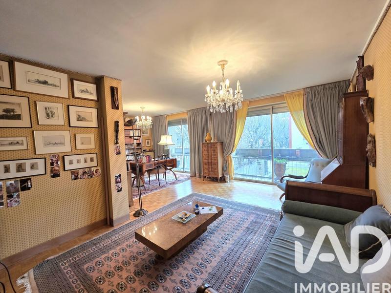 Appartement - 90 m² - 3 pièces