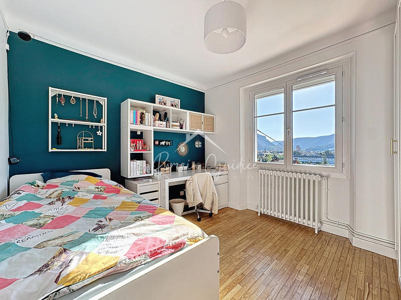 Maison - 128 m² - 5 pièces