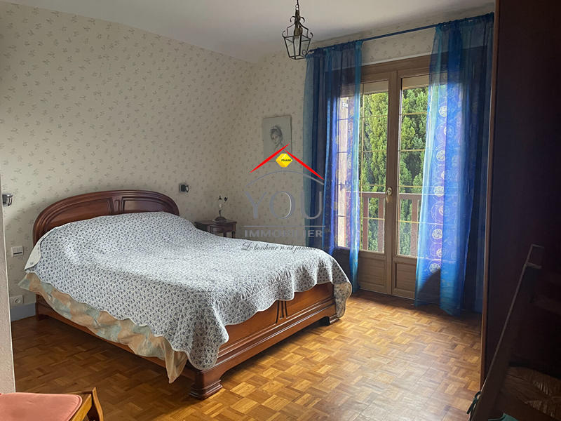 Maison - 159 m² - 7 pièces