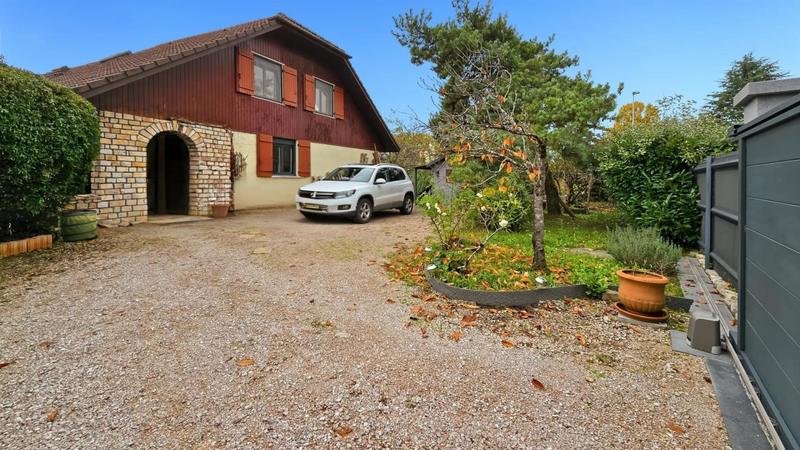 Maison - 170 m² - 5 pièces