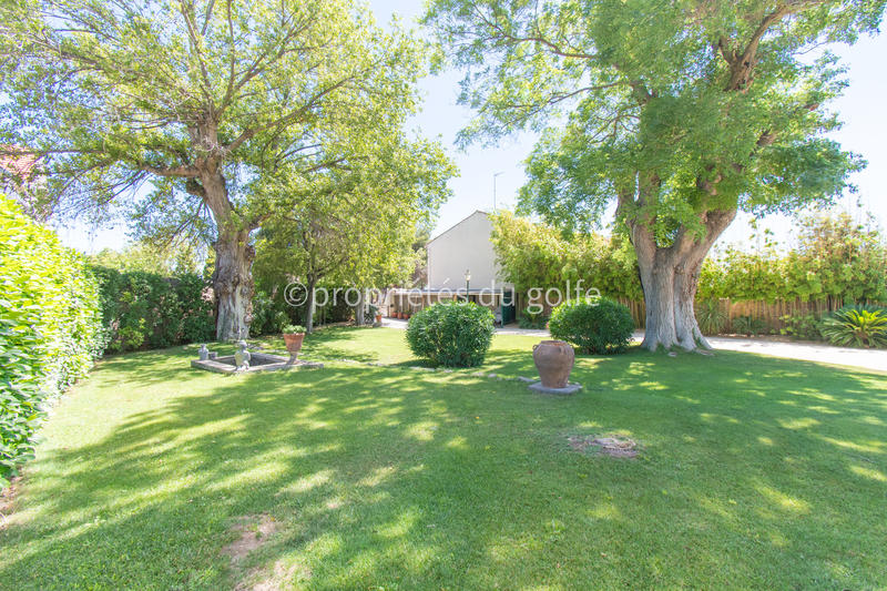 Maison - 200 m² - 6 pièces