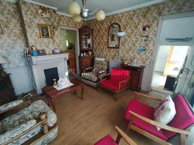 Maison - 97 m² - 4 pièces