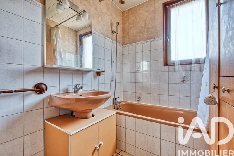 Maison - 110 m² - 4 pièces