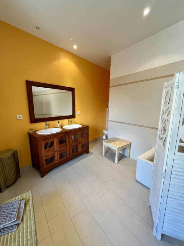 Maison - 165 m² - 7 pièces