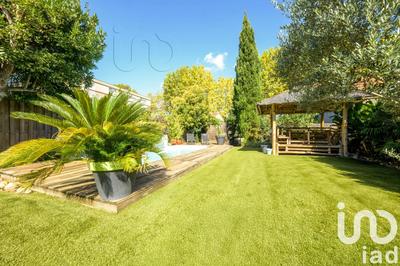 Maison - 315 m² - 10 pièces