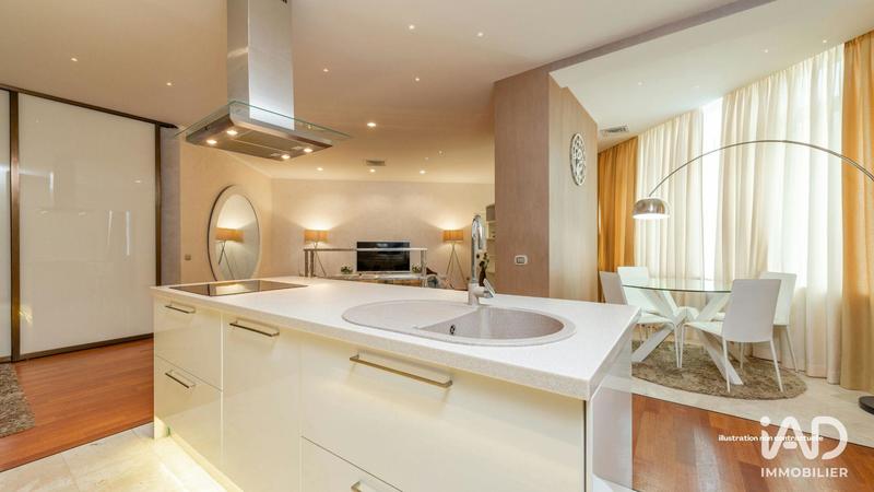 Appartement - 108 m² - 4 pièces