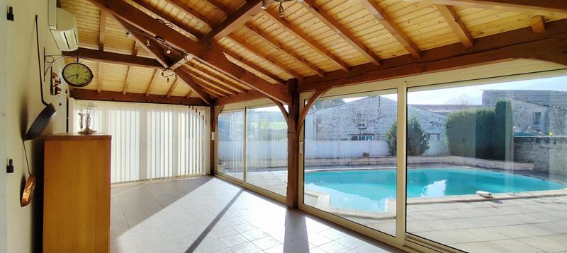 Maison - 140 m² - 6 pièces