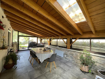 Maison - 95 m² - 4 pièces