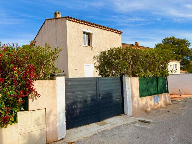 Maison - 88 m² - 4 pièces