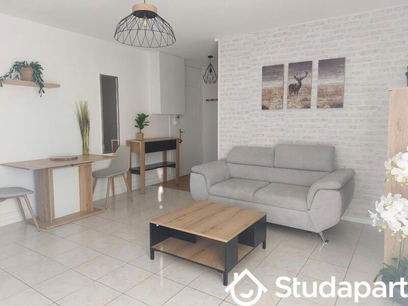 Chambre - 11 m² - 1 pièce