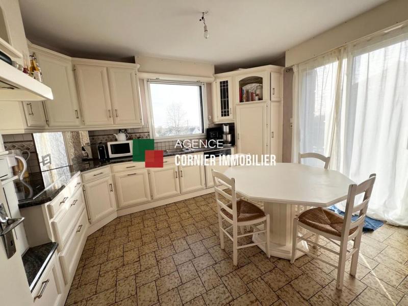 Pavillon - 120 m² - 6 pièces