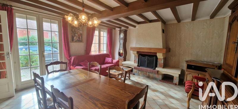 Maison - 95 m² - 5 pièces