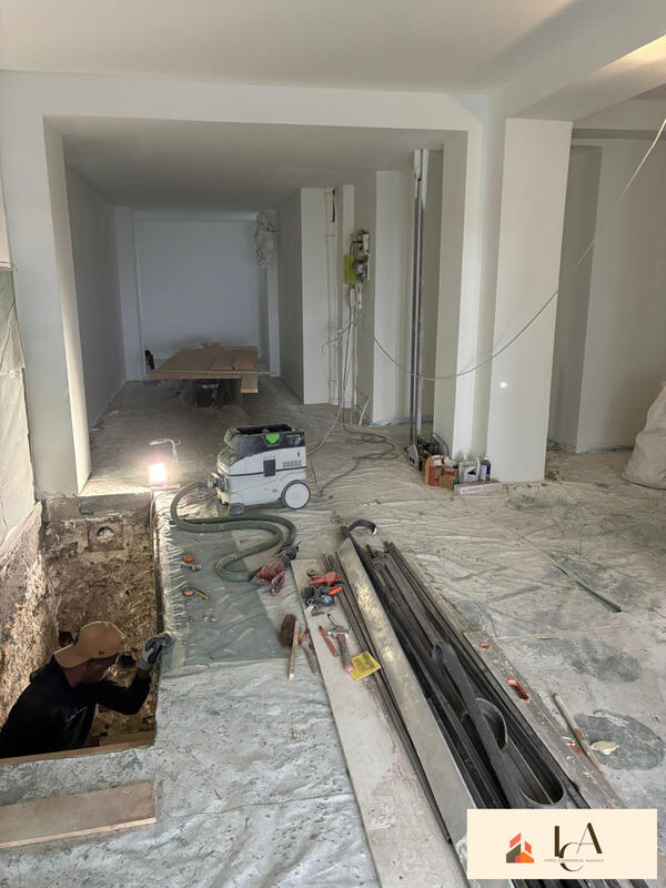 Local commercial - 94 m²