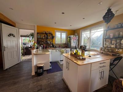 Maison - 110 m² - 4 pièces