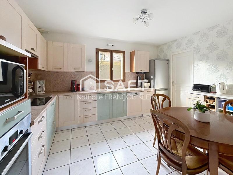 Maison - 164 m² - 6 pièces