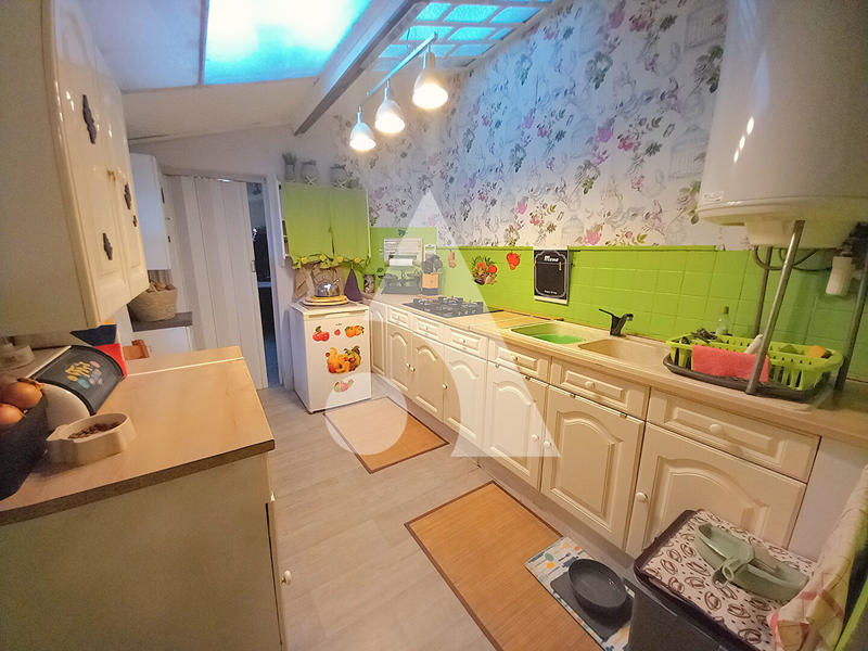 Maison - 130 m² - 10 pièces